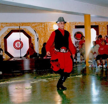 cesar carrizo profesor de folklore