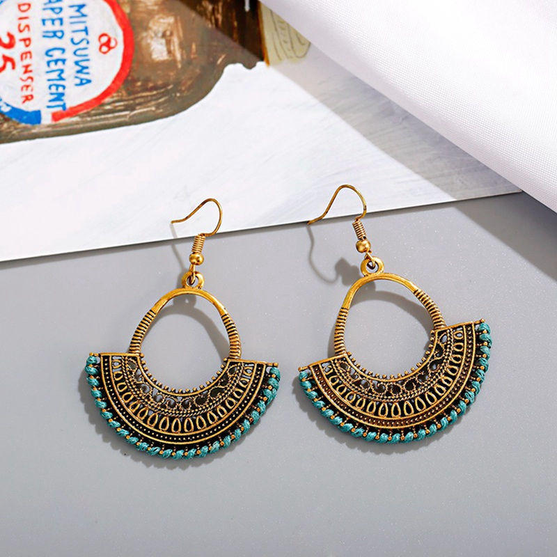 Thumbnail: Earrings + Free Earrings 