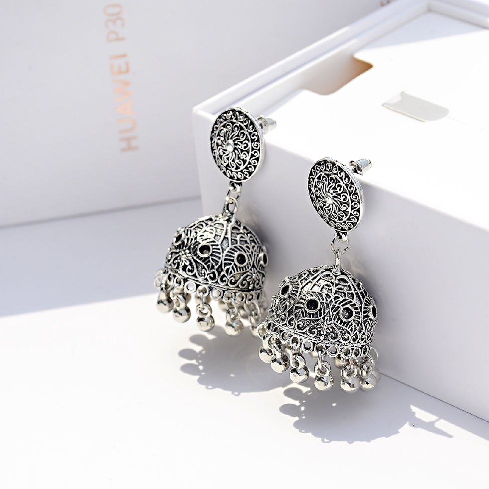 Thumbnail: Earrings + Free Earrings 