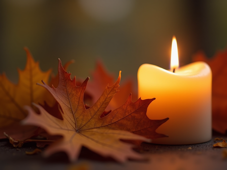 Top 5 Candle Scents for Cozy Evenings