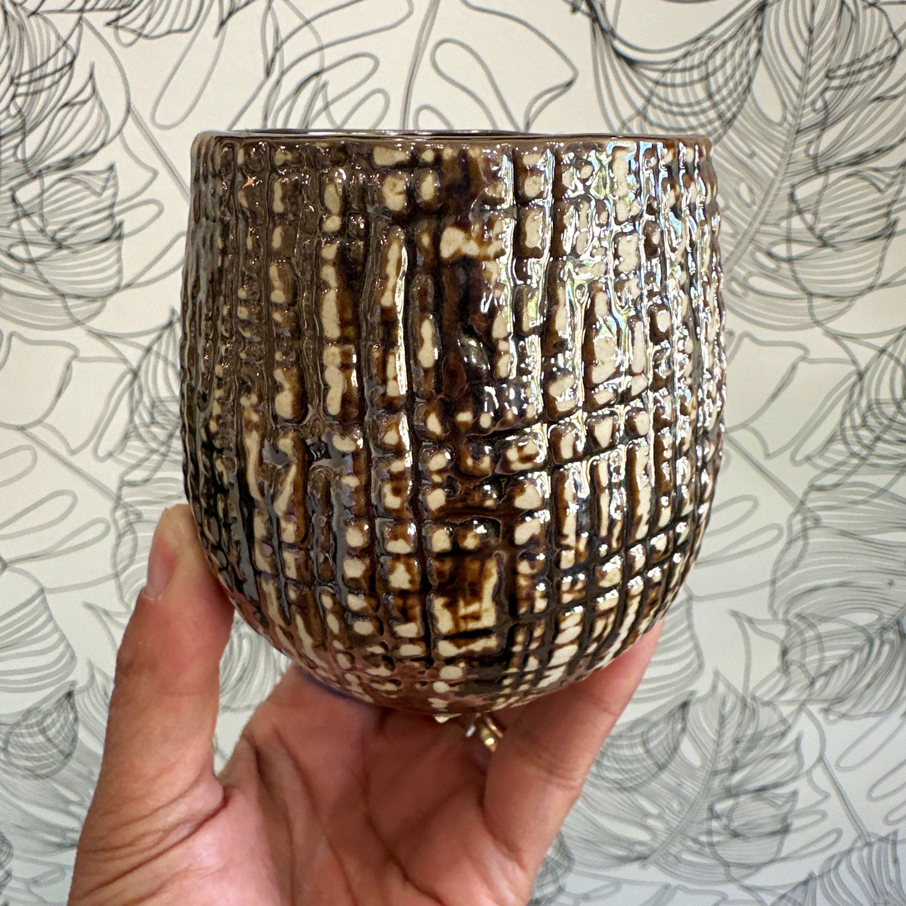 Gold Rim Pot