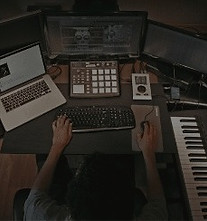 music_composing_edited_edited.jpg