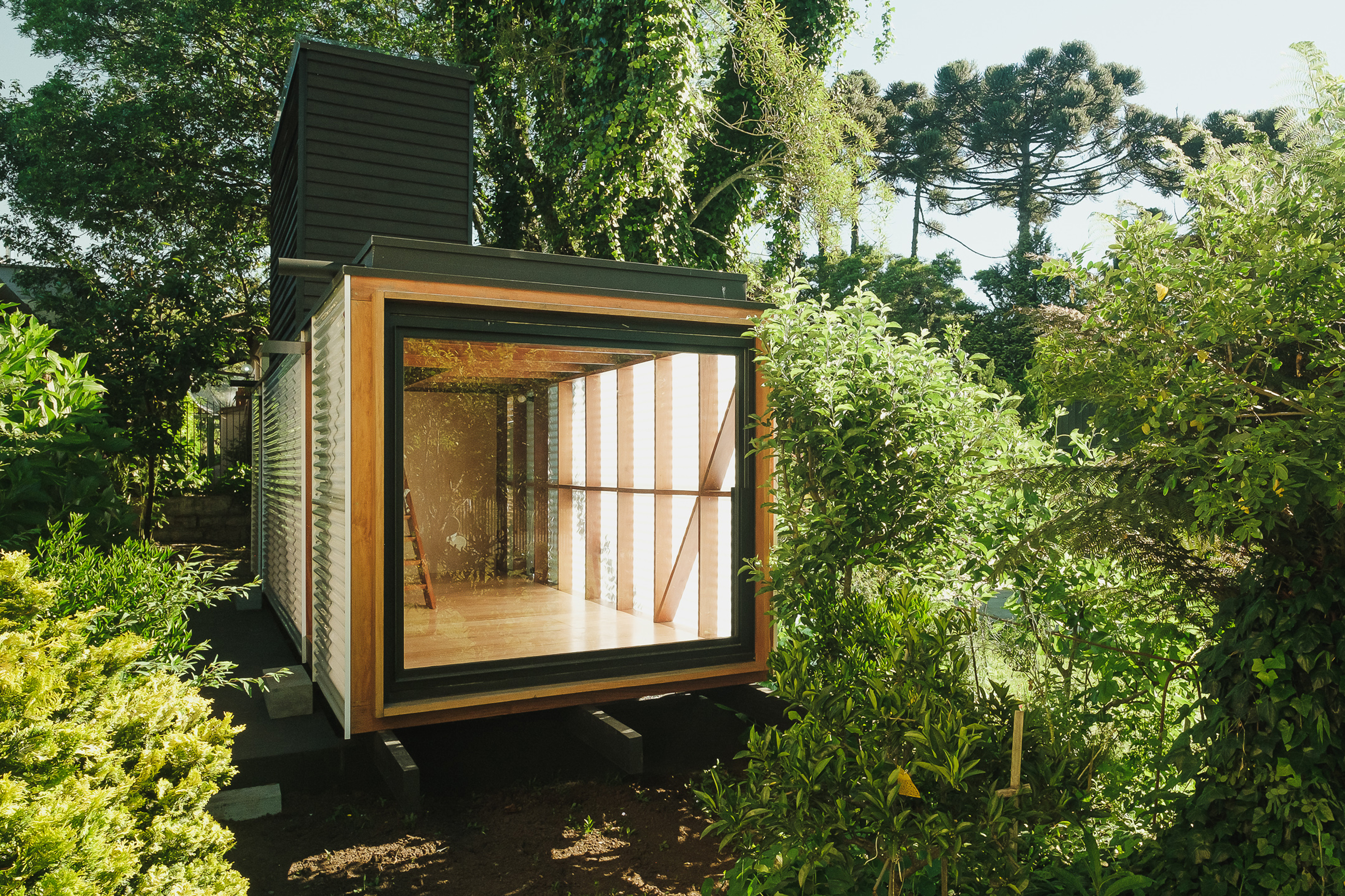 02 _ galpão © pedro kok.jpg