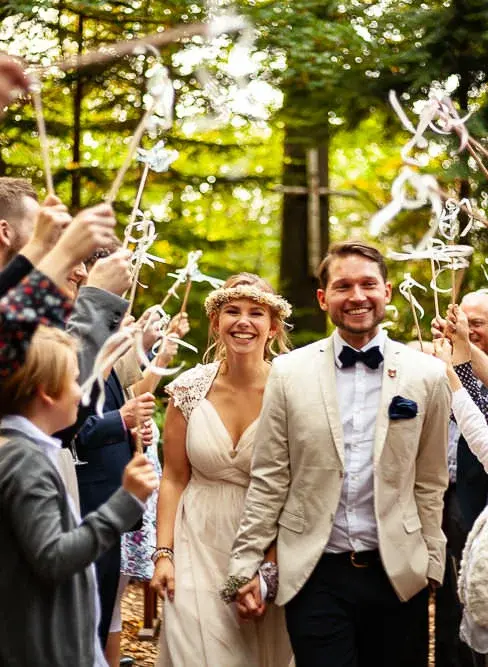 wedding-wands-auszug-trauung-1.webp