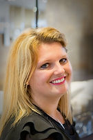 Elodie du salon Christelle Coiffure Buchy - ©Agence La Causette_Emilie Bouquet