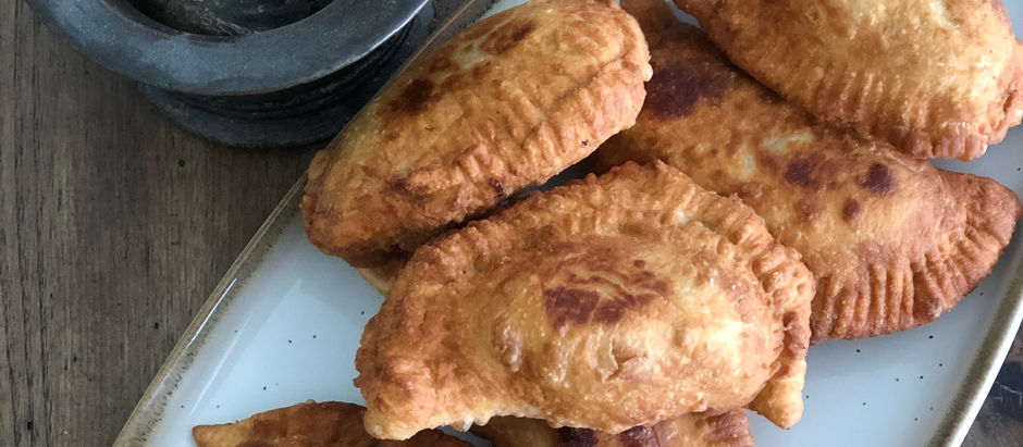 Empanadas fritas de mariscos