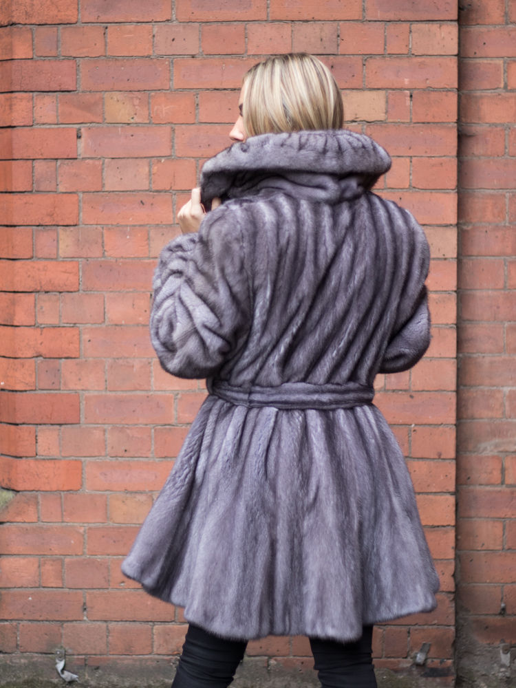 Thumbnail: Blue Iris 3/4 Mink Coat