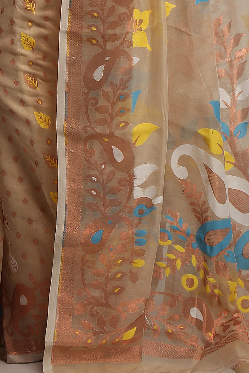 Thumbnail: Cotton Silk Dhakai Jamdani Saree with Designer Pallu & Flower Motifs(beige).
