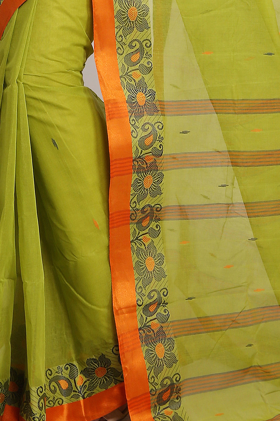 Thumbnail: Pure Cotton Tant Saree In Designer Velvet Border