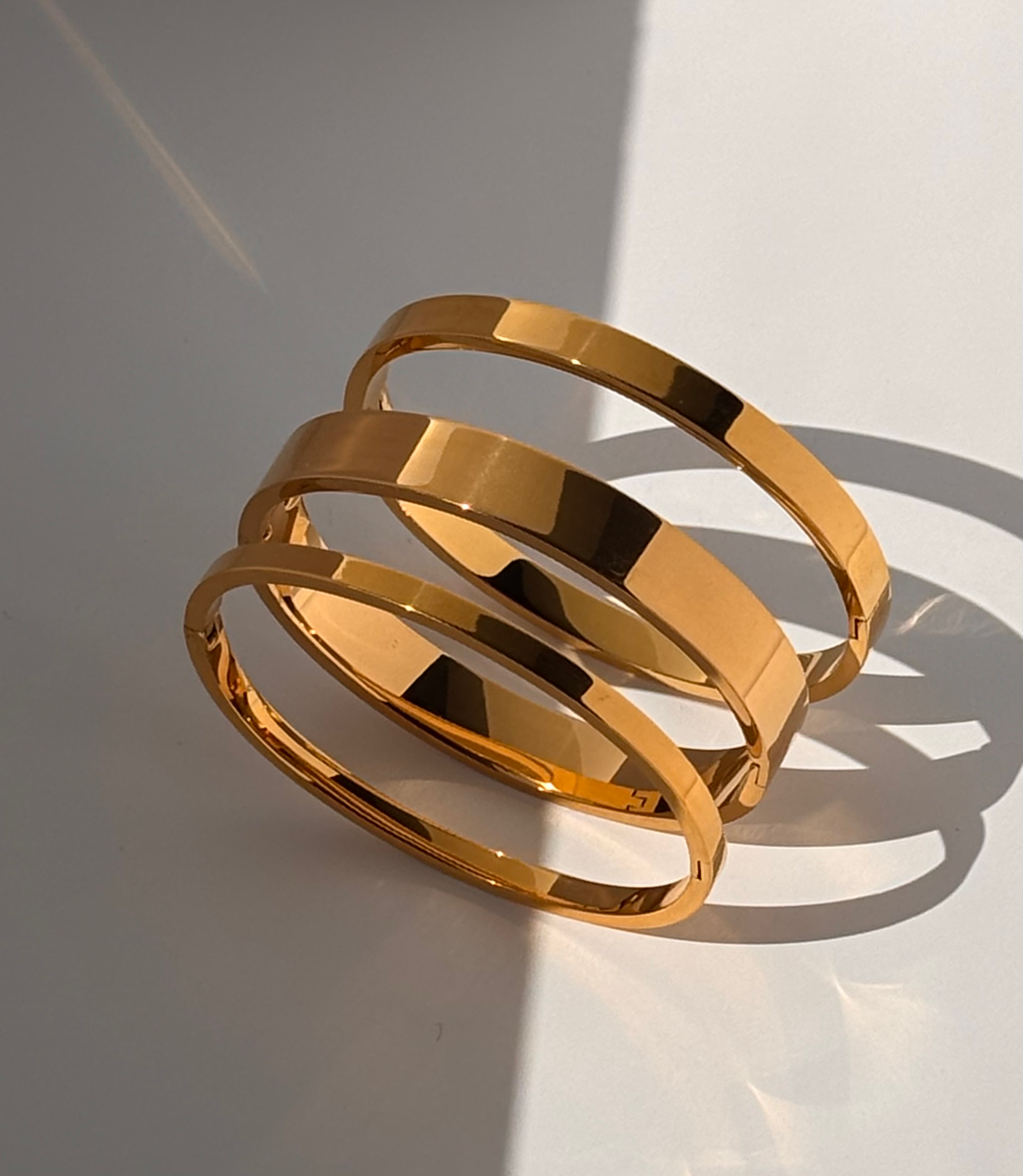 Kika Bangle Stack - Gold