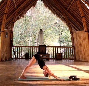 10 Reasons To Go On A Yoga Retreat