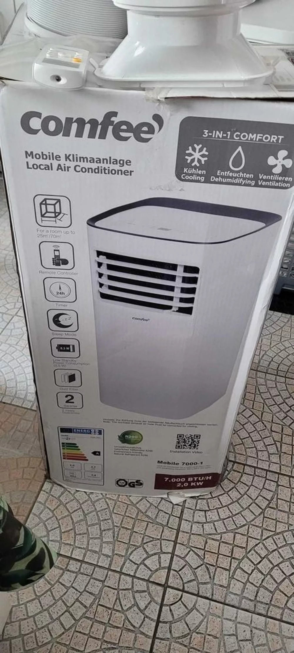 CLIMATISEUR mobile Comfee 7000 Btu neuf