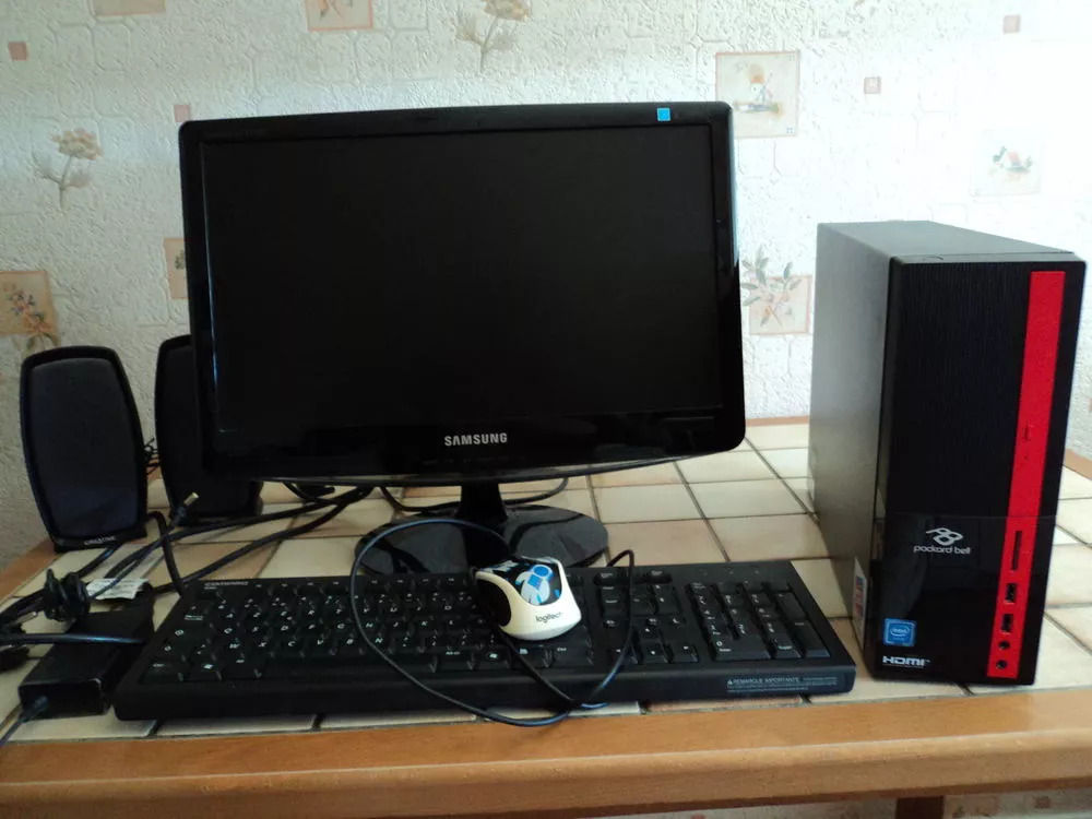 ordinateur packard bell complet neuf