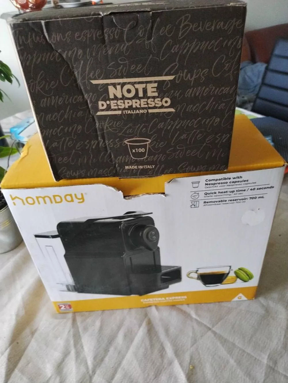 cafetière HOMDAY et capsules occasion