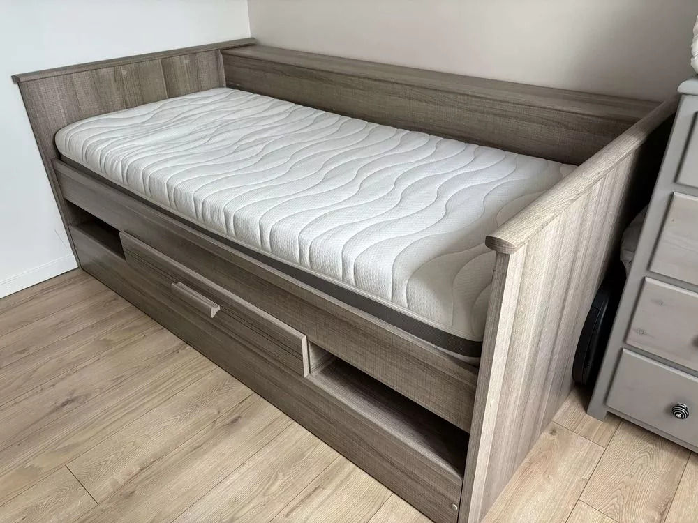 LIT ENFANT OU ADOLESCENT