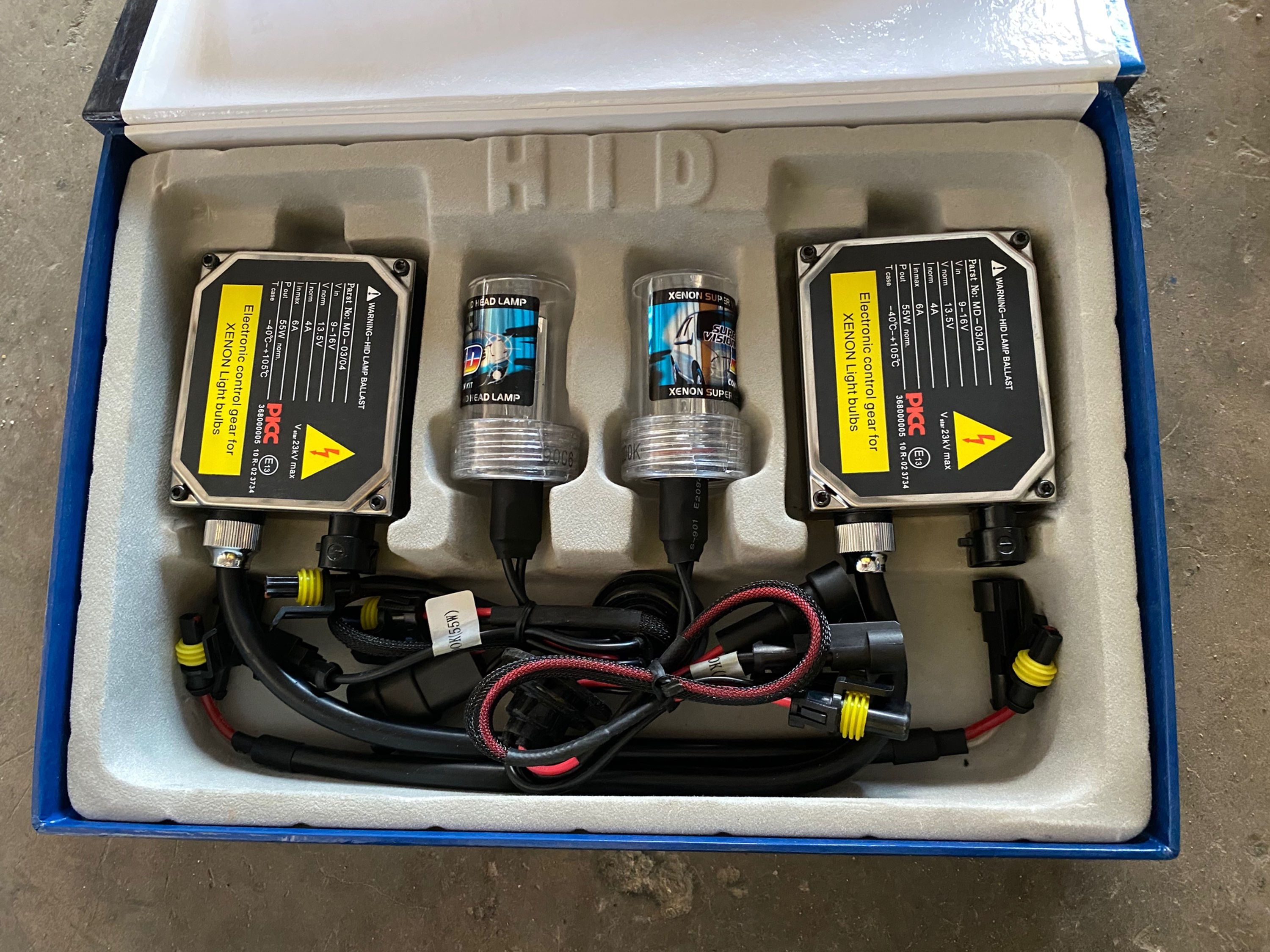 ĐÈN XE Ô TÔ XENON LIGHT