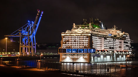 msc-grandiosa-arrives-in-hamburg-for-its