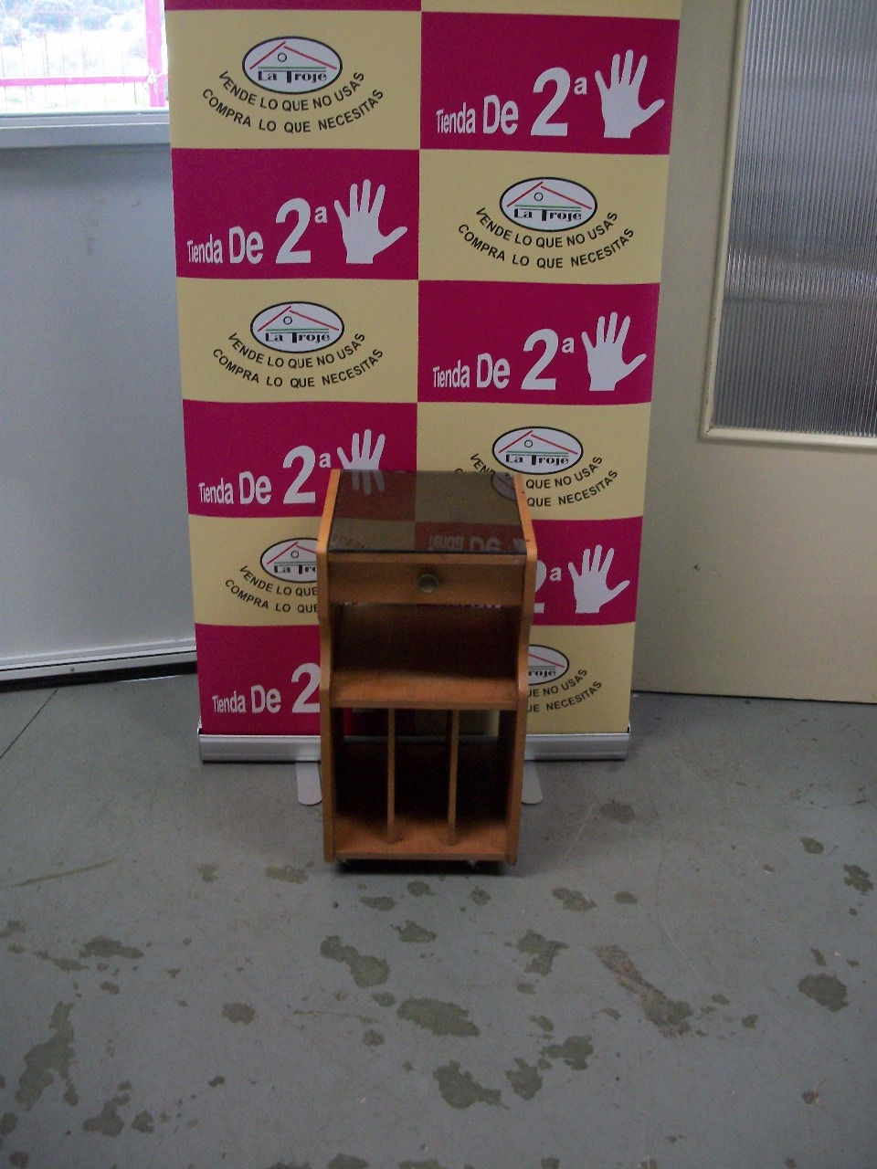 311216 Mesilla para telefono