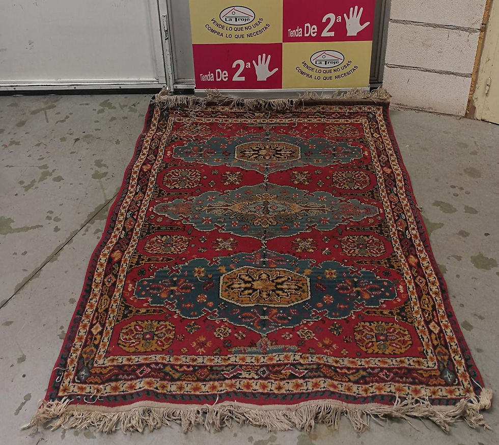 230818 ALFOMBRA ROJA