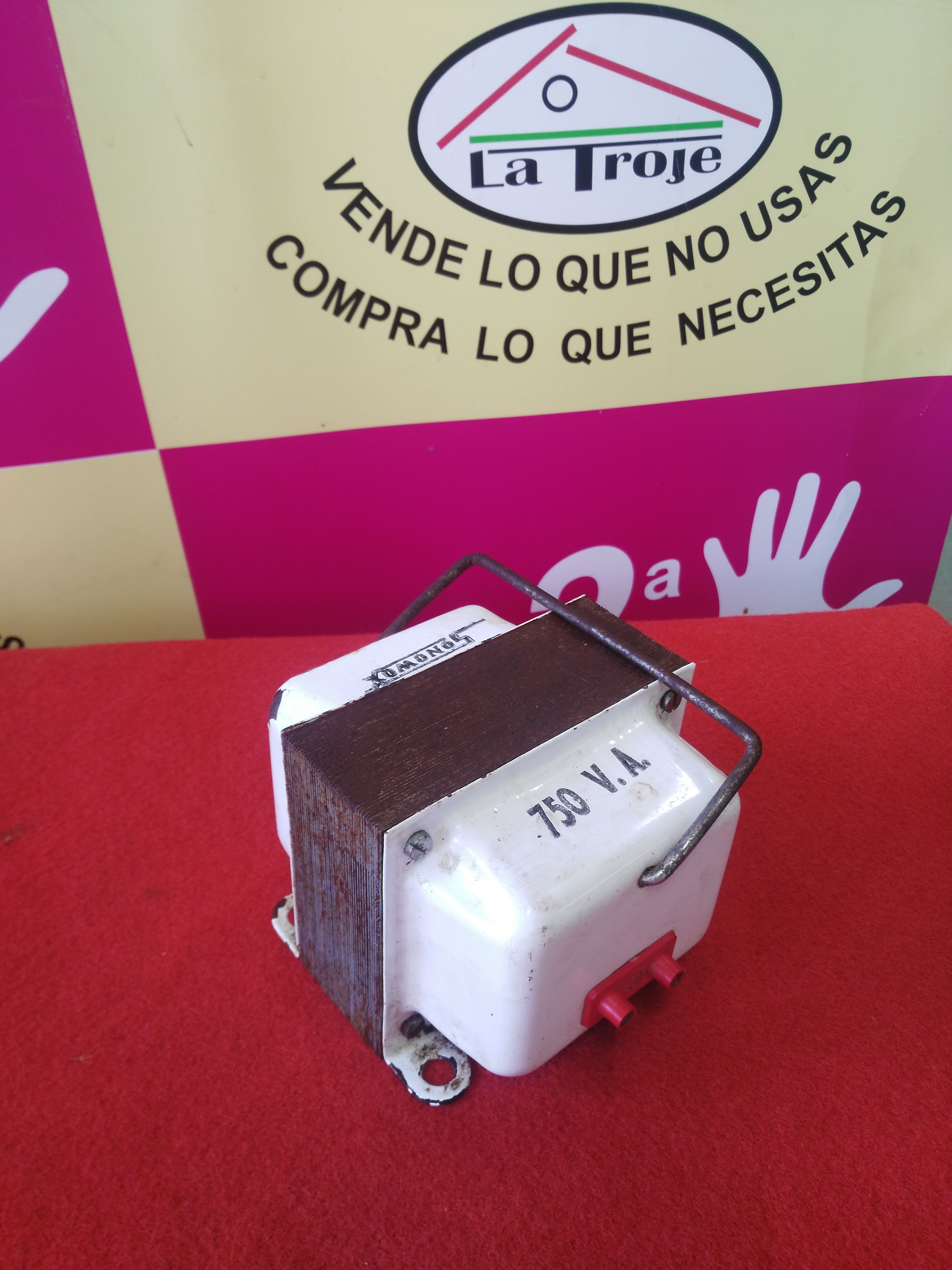 040719 transformador de luz 125v