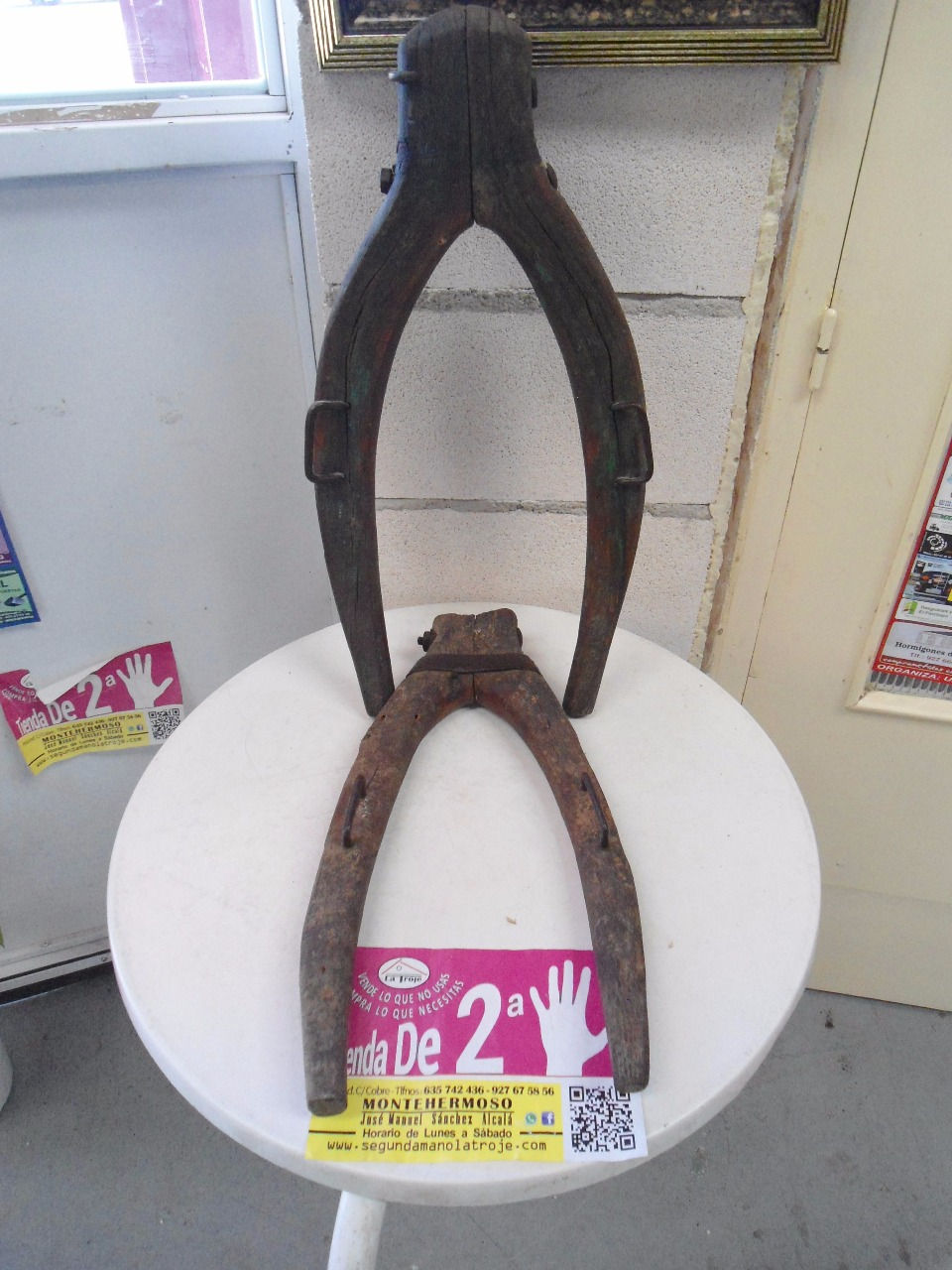 240616 Horcates de madera ud