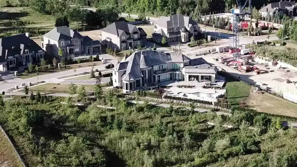 General Contractor Toronto & GTA Background