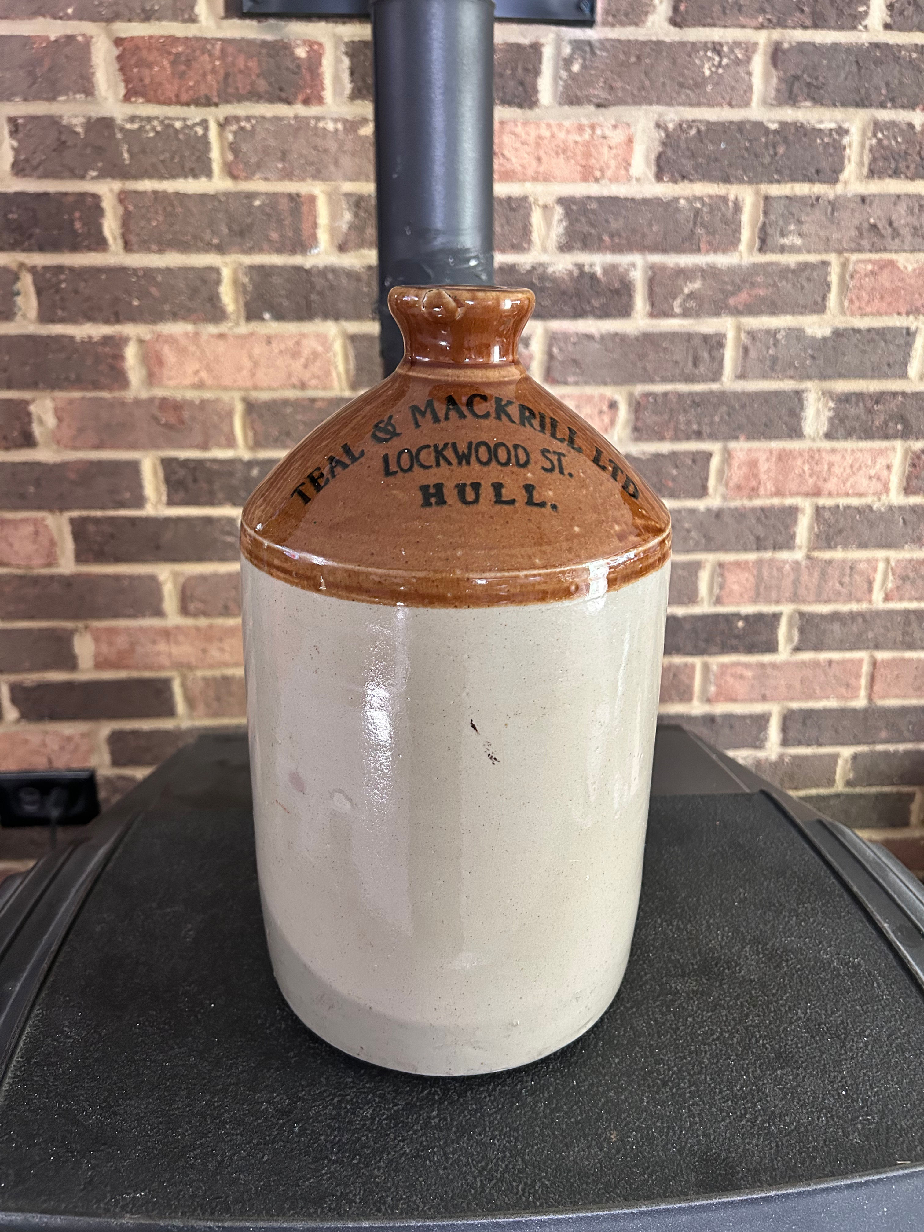 Antique English Stoneware Jug – Hull – Teal & Mackrill Ltd – 2 Gallon Advertisin