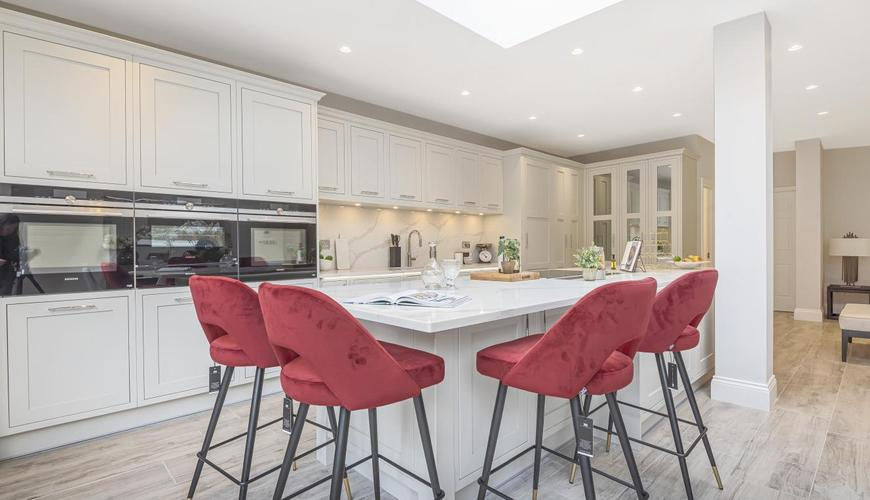 1-5461645l-870x500-1