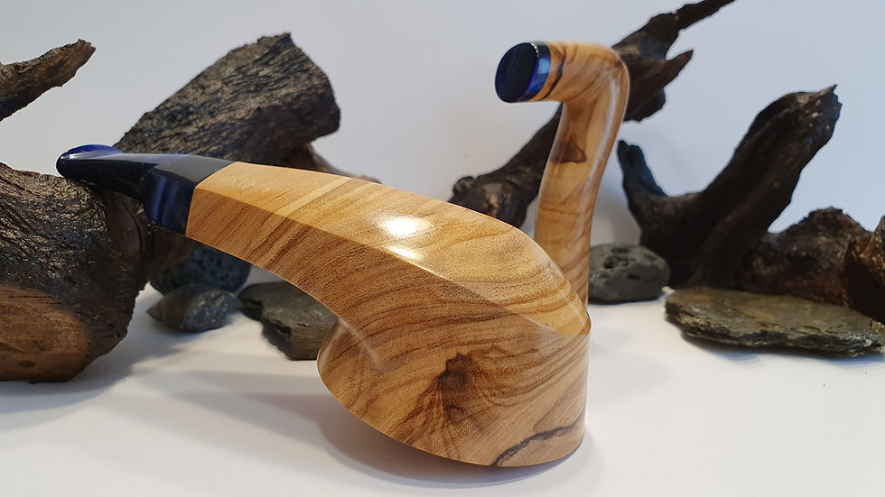Thumbnail: Olive Eskimo pipe