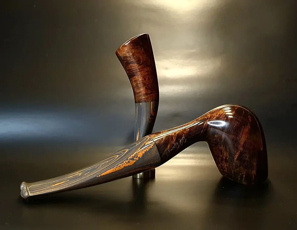 Thumbnail: The Dark Queen pipe with tamper