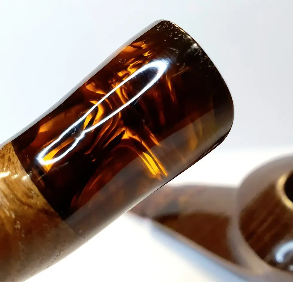 Thumbnail: Eskimo Morta  pipe with tamper.