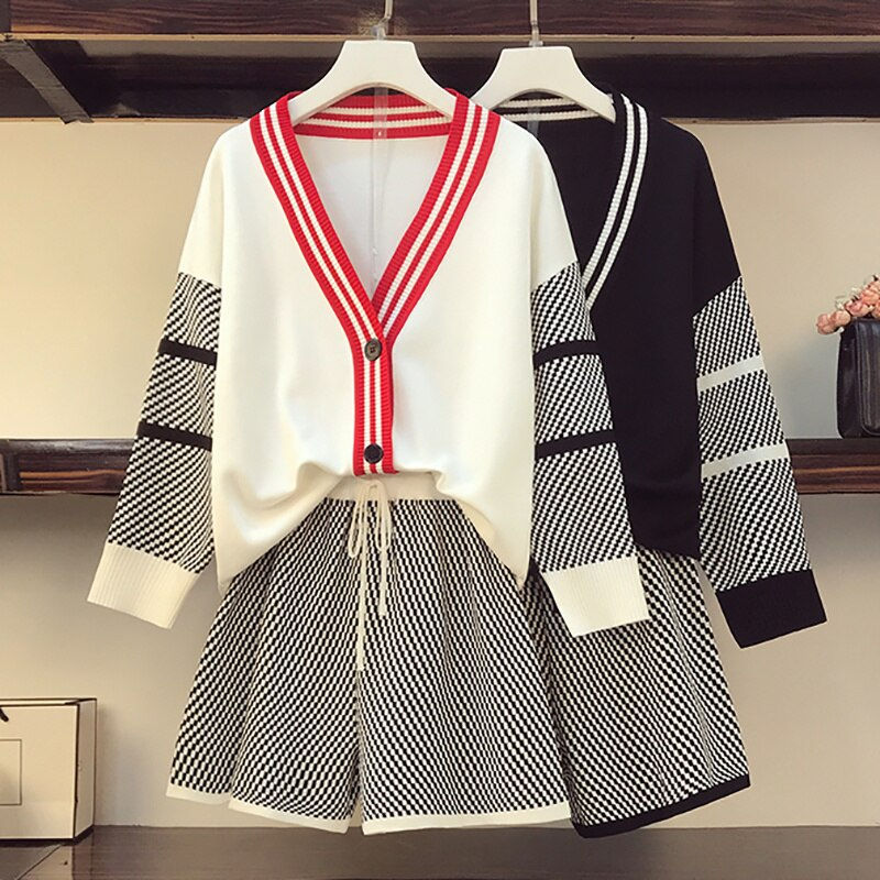 Μικρογραφία: Plus Size Women's 2022 Spring New Fat Sister V-neck Contrast Knitted Cardigan