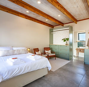 Bux Flat-1.jpg