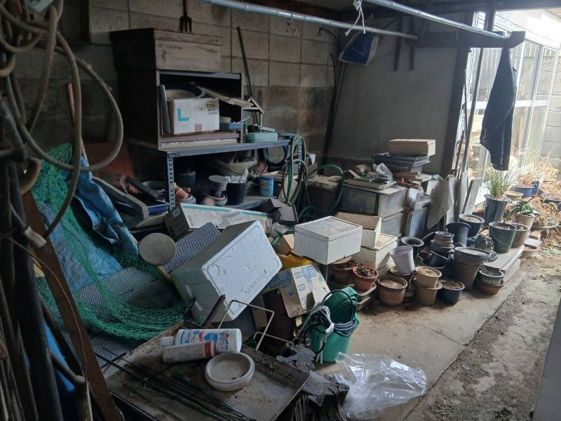【いわき市　不用品片付け・処分】長年放置していた裏庭倉庫を整理｜使わなくなった物をまとめてスッキリ片付け