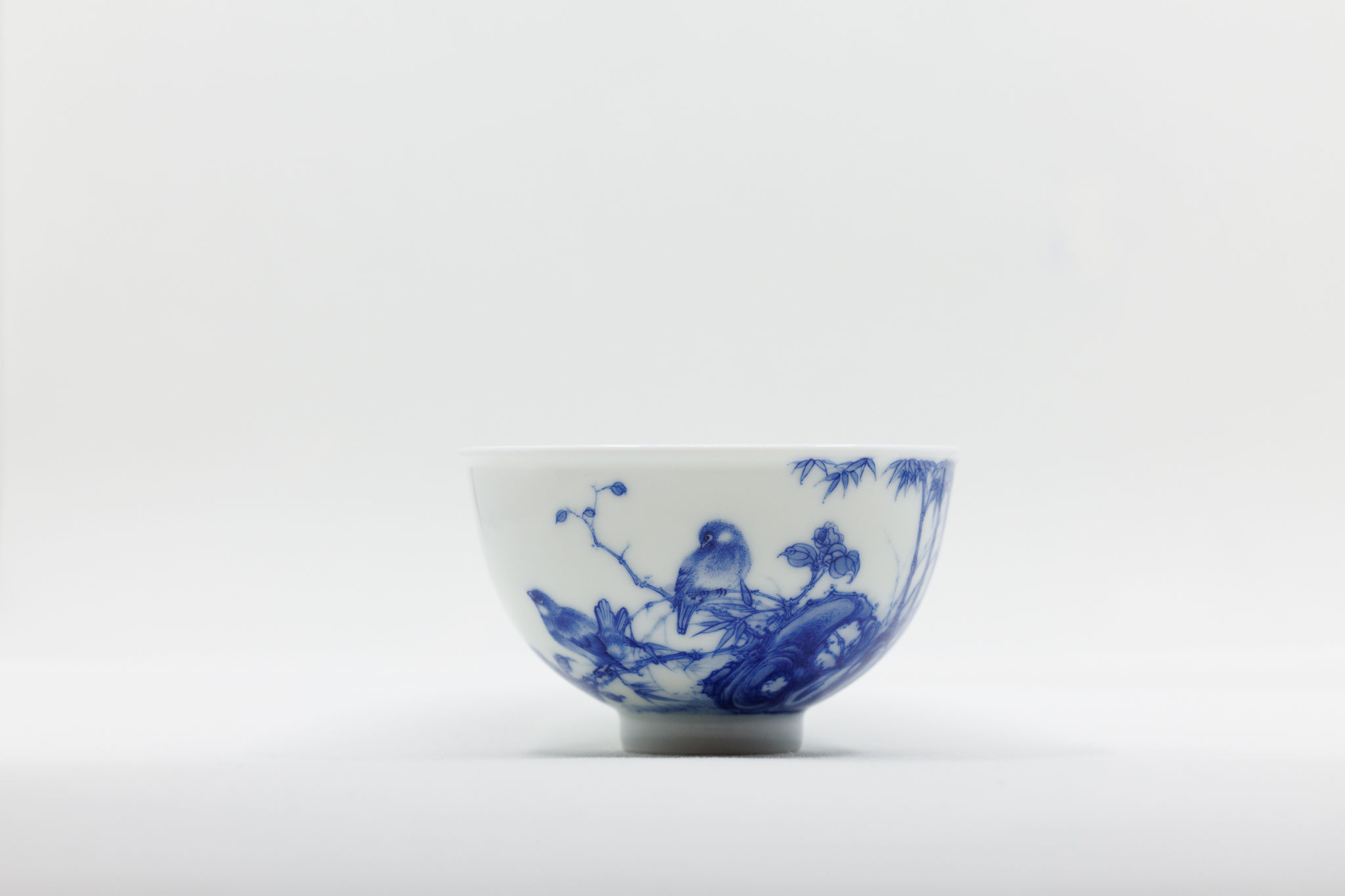 Noble Bamboo Tea Cup「富贵竹花鸟杯」