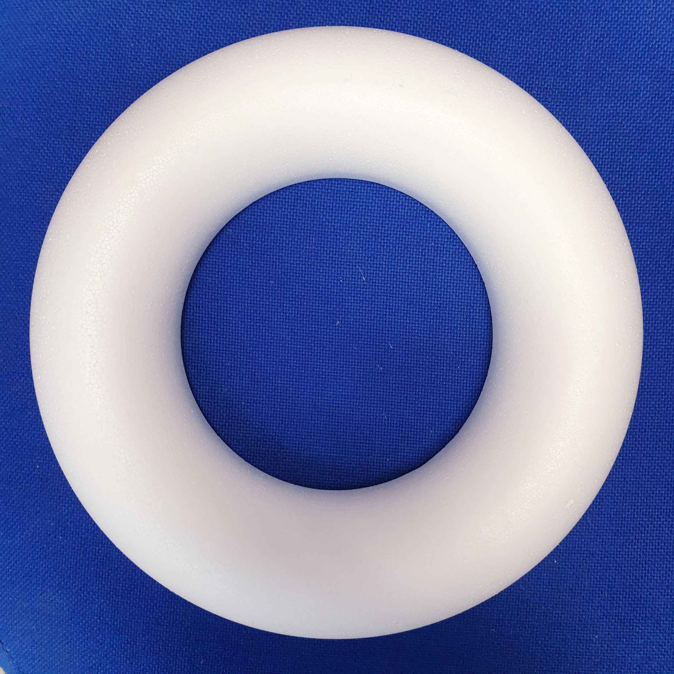 Large Polystyrene Ring 35cm or 25cm