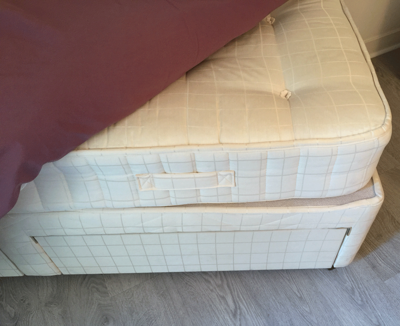 Bed Corner