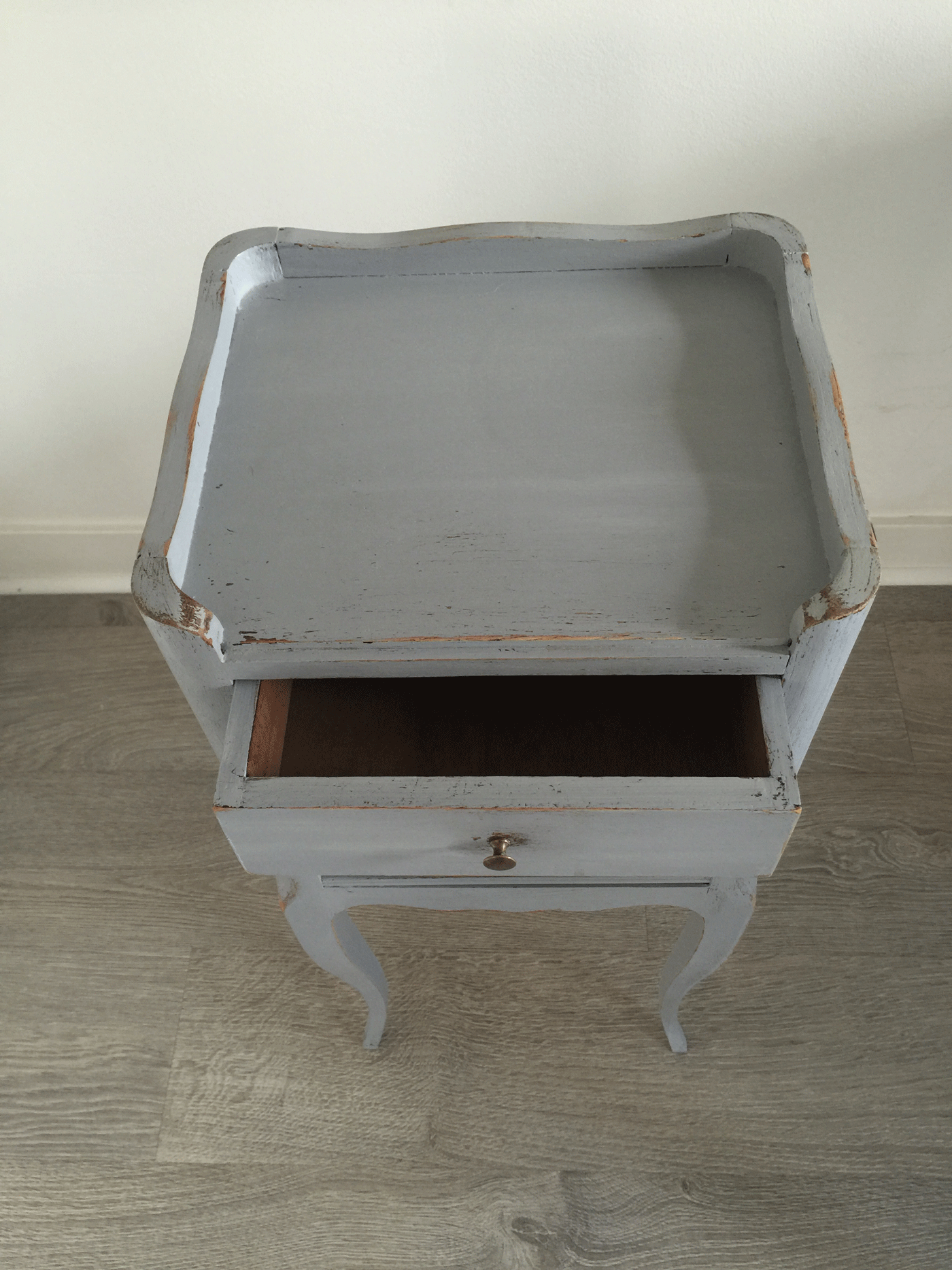 Bedside-Table from Above