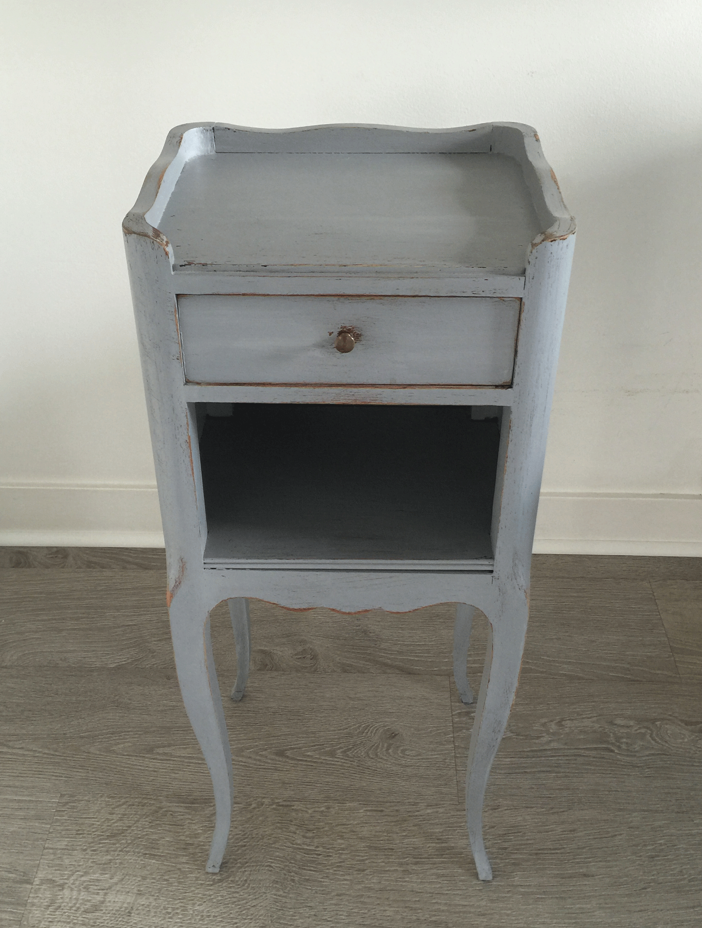 Bedside-Table-Again
