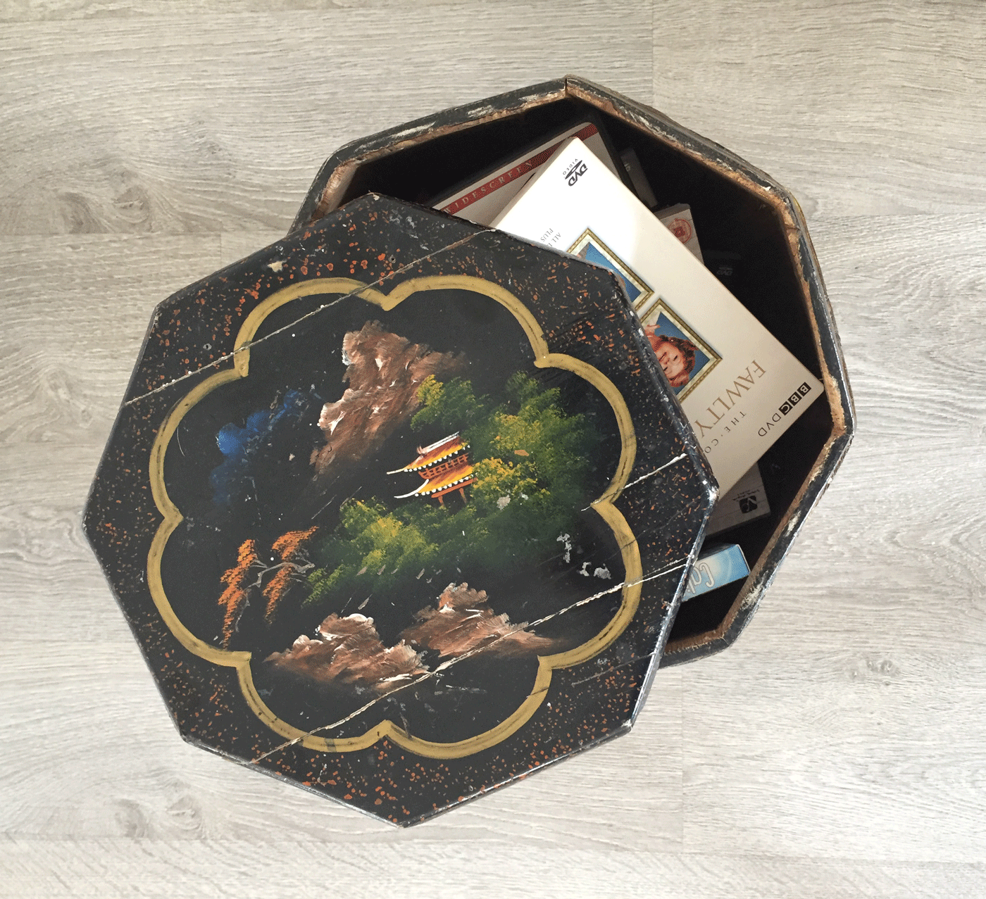 Lid and Contents