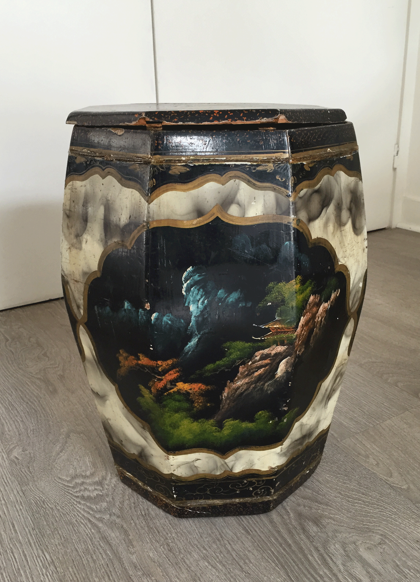 Painted Chinese Box Other Side