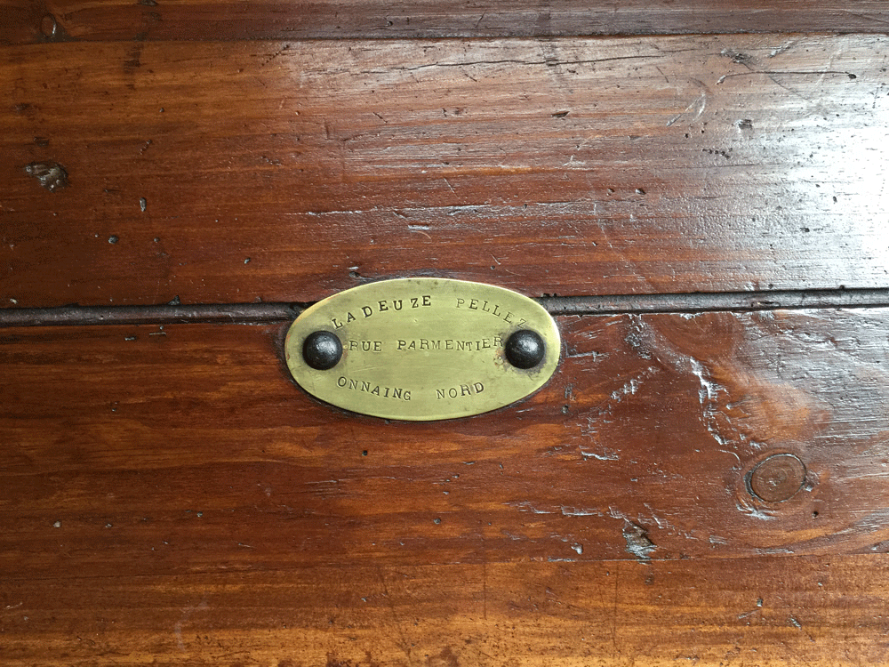 Antique-Wooden-Trunk-Detail-Label