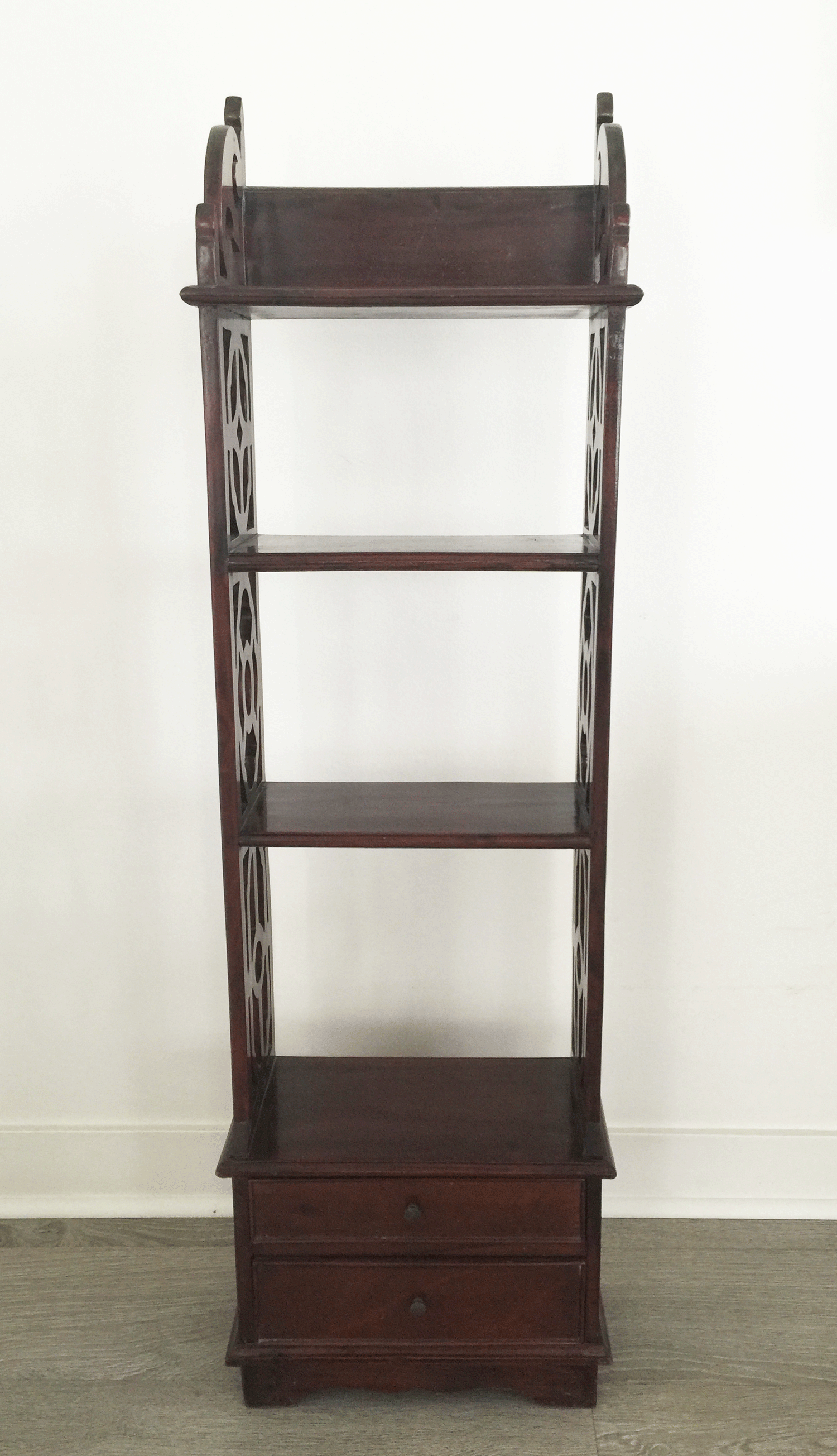Little-Wooden-Bookcase-4