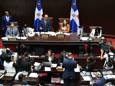 "Tras varios intentos fallidos, diputados aprueban en segunda lectura el polémico Código Penal".