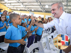 Gobierno inicia inauguración de planteles en distintas localidades