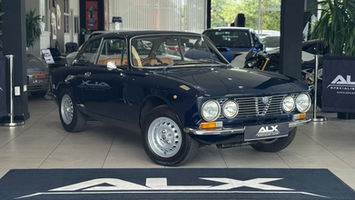 Alfa Romeo GT 1600 Junior Finished in factory Blu Olandese (323) with a Light Tan hide, this stunning GT 1600 Junior is offered in outstanding condition having covered just 18,100 miles from new. This GT 1600 Junior was one of the last registered UK examples and is offered with a fantastic provenance including a plethora of documentation and has been part of a private collection for the last few years. Previous to this the last keeper purchased the car back in 2006 and owned the vehicle for 18 years and in this time the car was comprehensively restored in 2012 with further in-depth recommissioning carried out in 2022. The car is equipped with a array of subtle upgrades to enhance what is already an exquisite car without adversely affecting the originality of the model and with matching numbers and in its original factory colour presents a unique opportunity to own one of the last UK GT 1600 Juniors ever produced. For more details on this stunning example, get in touch with a member of the team today on 01765 522523.