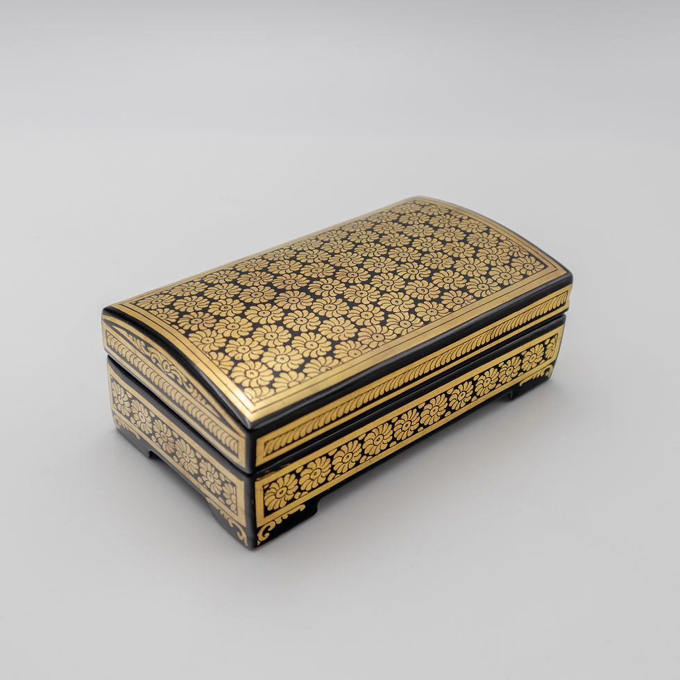 7" x 4" Golden Box