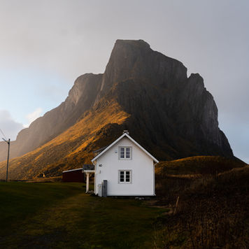 Værøy cabin.jpeg,Photographer, Photography,Landscape photography, Earth, Natur, Landscape, Arctic, Europa, Arctic Reflection Photo, www.arcticreflection.no, Meike Kathrin Zylmann, Meike Zylmann