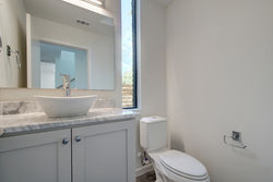 028-328281-5705 Clay A 2990_8260397