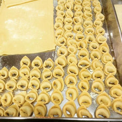 Facebook - 夜も、18時よりオープンいたします！
お席ご用意できます。
お待ちしておりますm(_ _)m

やっぱり並べてしまう。。。